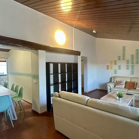 Vilanova - Shared Pool - 12 Guests - Casa de Férias Albufeira