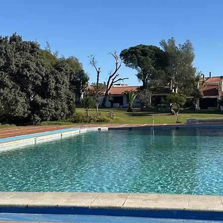 Nyaraló Vilanova - Shared Pool - 12 Guests - *