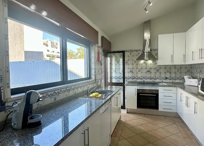 Vilanova - Shared Pool - 12 Guests - Nyaraló Albufeira